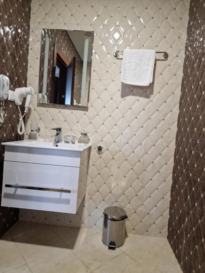 Hotel Alisa Pavel Banja Eksteriør bilde
